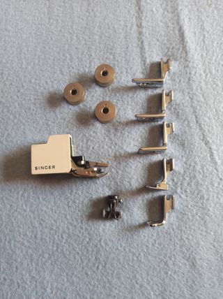 PARTI PER MACCHINE DA CUCIRE