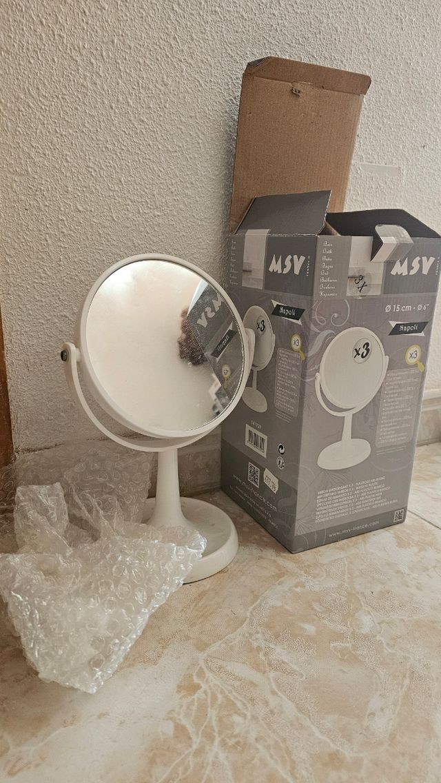 Espejo de 3 aumentos.