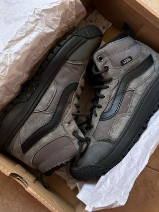 Vans UltraRange Exo Hi