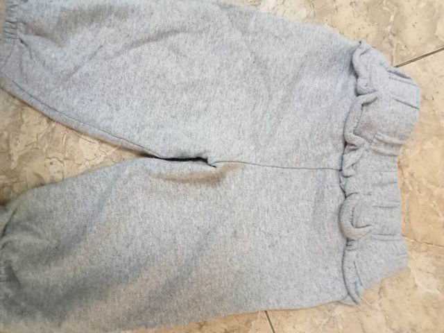 Chándal bebe niña talla 6/9 meses
