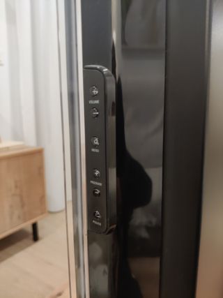 Televisor Philips 32" LCD Full HD