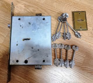 Cerradura puerta  seguridad Potent