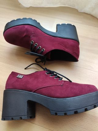 Zapatos burdeos Coolway