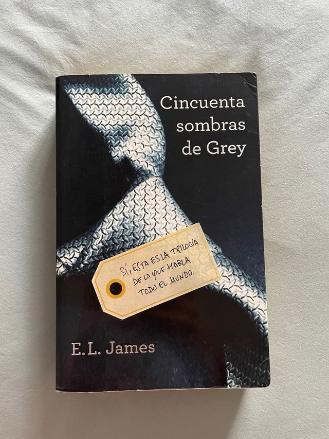CINCUENTA SOMBRAS DE GREY