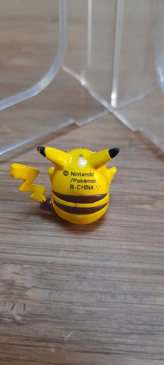 Pokemon Pikachiu mini Vintage Nintendo