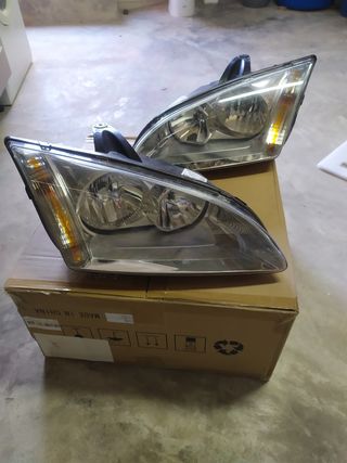 Faros Ford Focus mk2 originales 