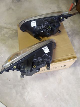 Faros Ford Focus mk2 originales 