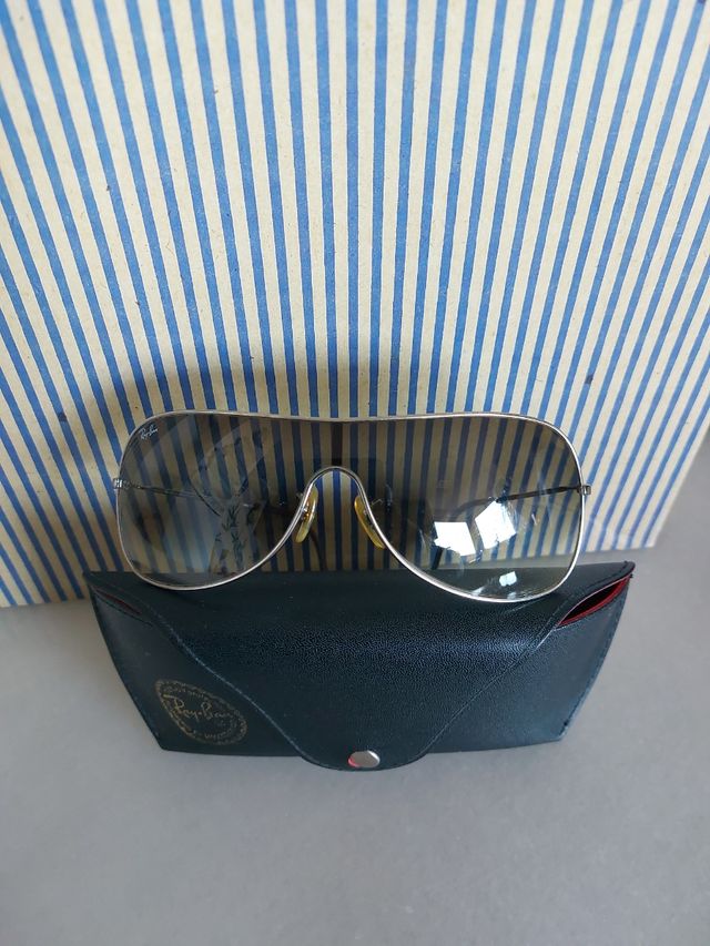 Ray ban metal