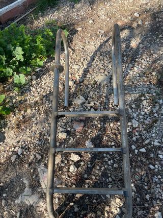 escalera de piscina