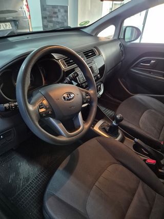 KIA Rio 2016