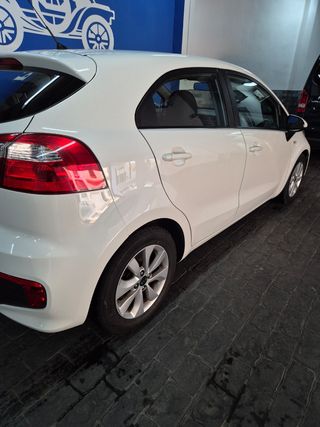 KIA Rio 2016