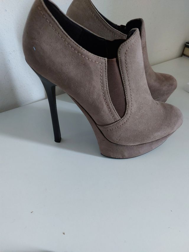 Scarpe con tacco alto, scamosciate