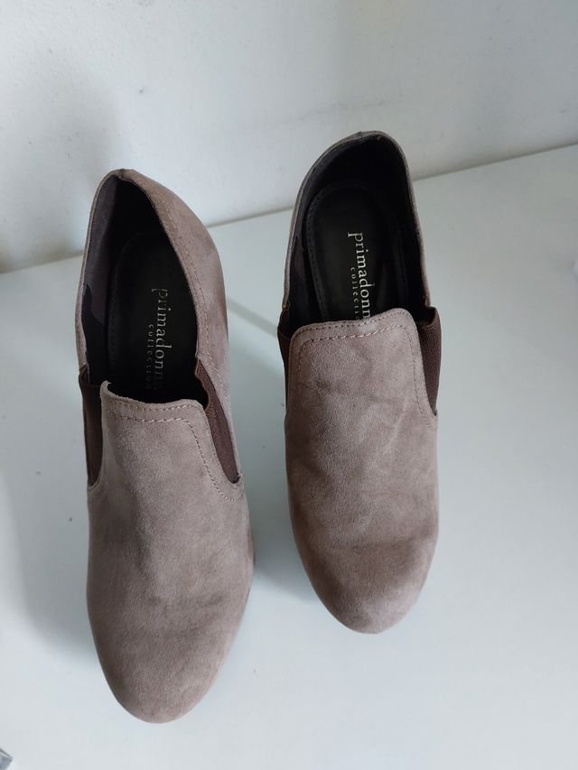 Scarpe con tacco alto, scamosciate