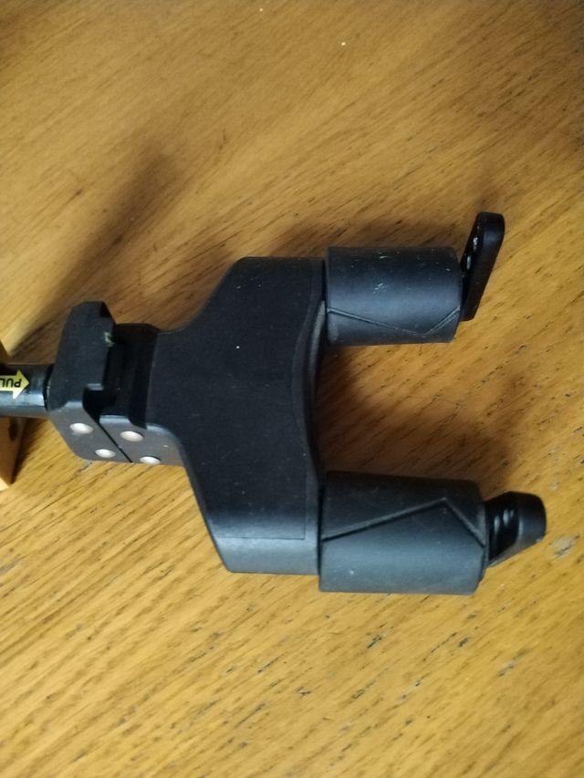 Gancho guitarra pared de madera