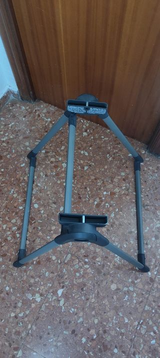 Capazo con soporte inglesina sin uso