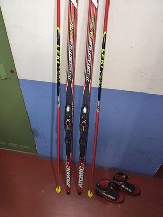 Equipo esquí de fondo,patinador