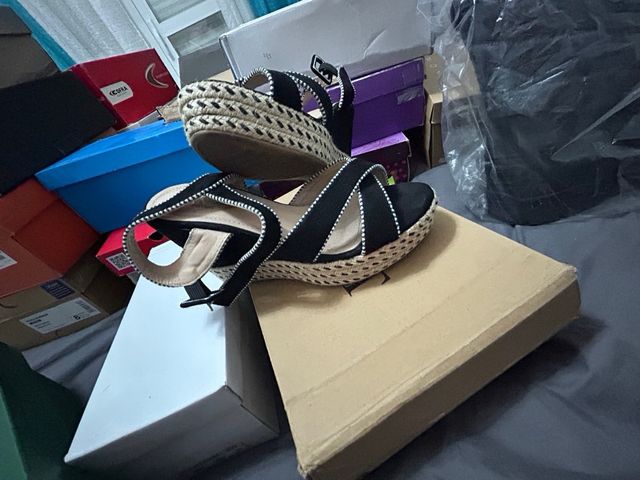 Sandalia begra cuña nº39