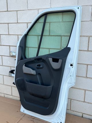 PUERTA DELANTERA DERECHA RENAULT MASTER 3