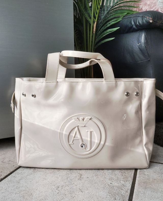 Borsa Armani