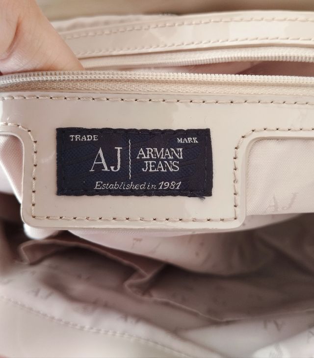 Borsa Armani
