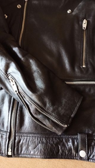 Dos cazadora de piel biker cruzada hombre