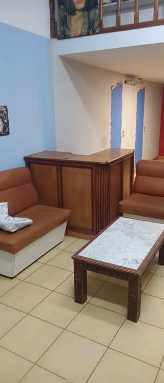 Se vende o se alquila peluquería