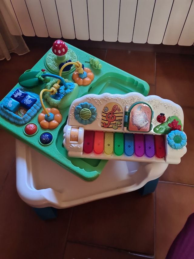 Tavolo musicale Chicco