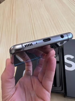 Samsung Galaxy S10+ 128GB .4GLTE