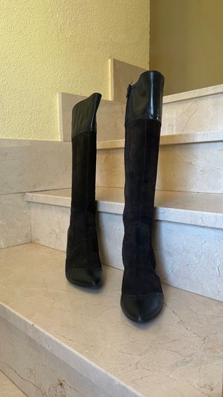 Botas altas de piel