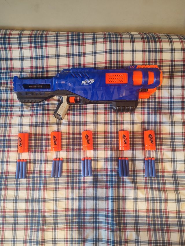 Escopeta NERF trilogy DS-15