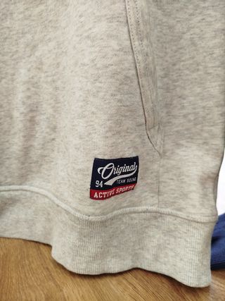 Sudadera estrellas H&M talla 170cm