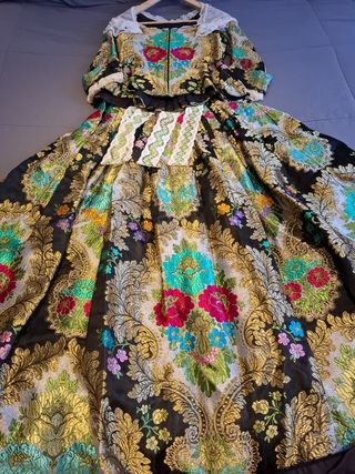 Traje  fallera completo