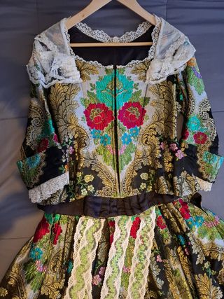 Traje  fallera completo