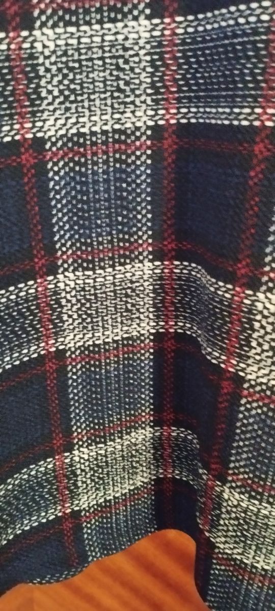 CHAQUETA DE CUADROS. XL. NUEVA.