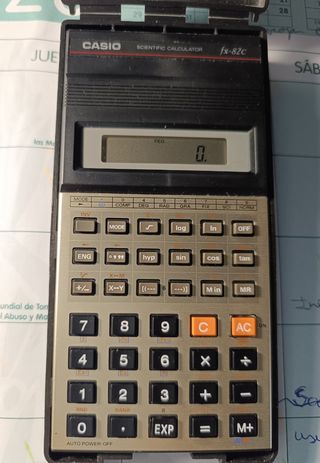 Calculadora Casio fx82c 