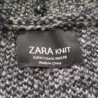 Poncho de lana tonos grises con gorro talla M