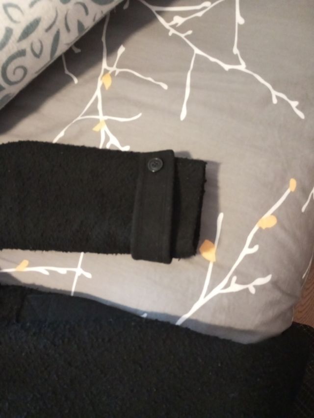 Abrigo negro de Sfera