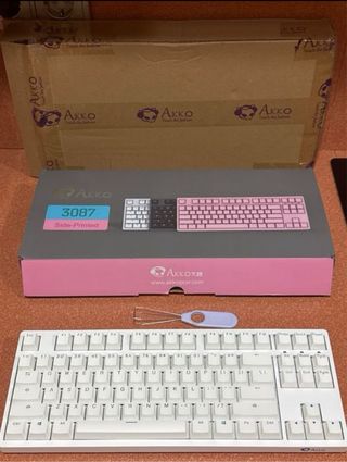 Teclado Mecanico 
switch Cherry Blue 