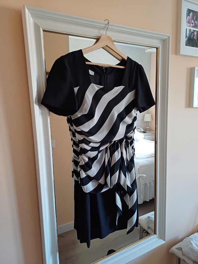 Vestido de señora de ceremonia