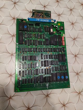 Arcade Taito Mexico 86 (kick n run)