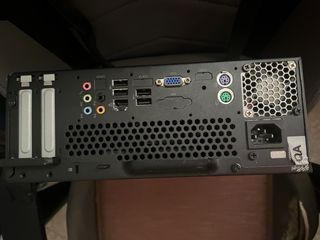 Pc emachine AMD se enciende  pero no se ve nada 
