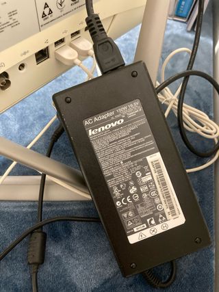 LENOVO Ordenador sobre mesa todo en 1