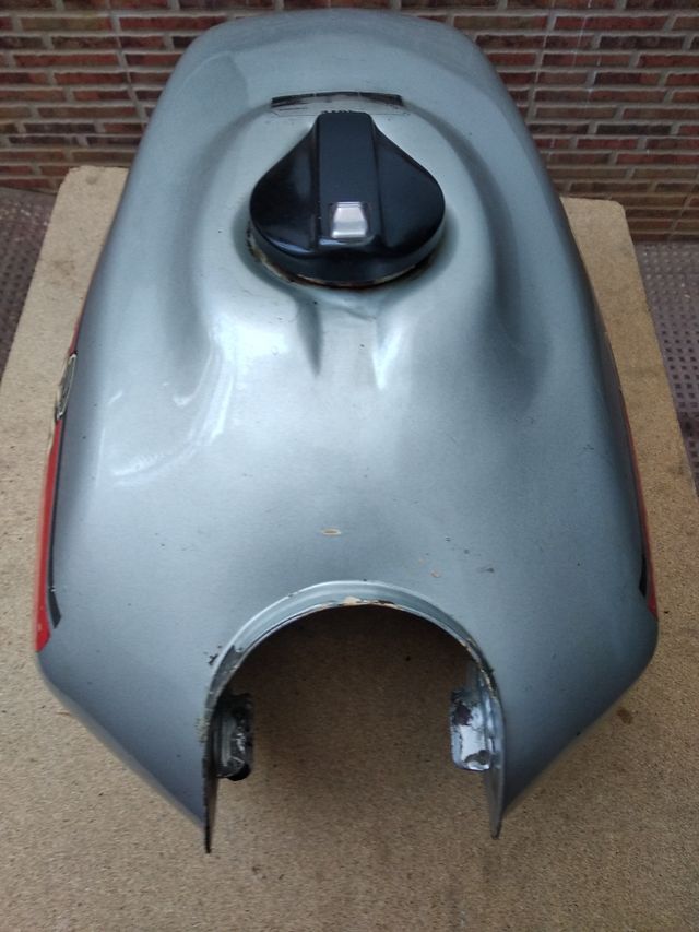 Depósito gasolina Cagiva Alazurra 650