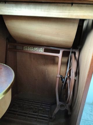 Maquina de coser antigua