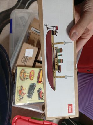 Collezione di vecchi giocattoli Jaya