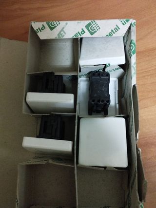 Interruptor unipolar Plastimetal