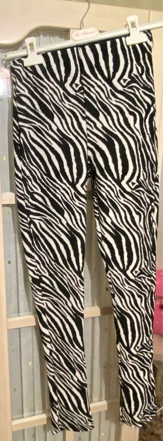Pantalón elástico con estampado de cebra