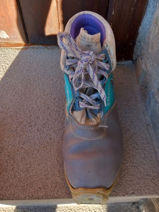 Botas de esqui de fondo. Talla 38