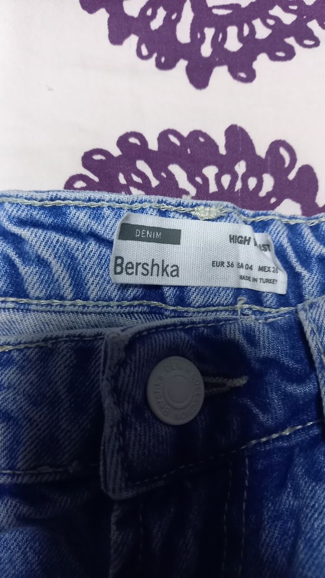 Pantalón corto de chica