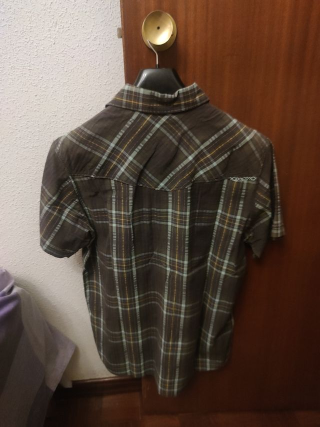 Camisa quiksilver manga corta